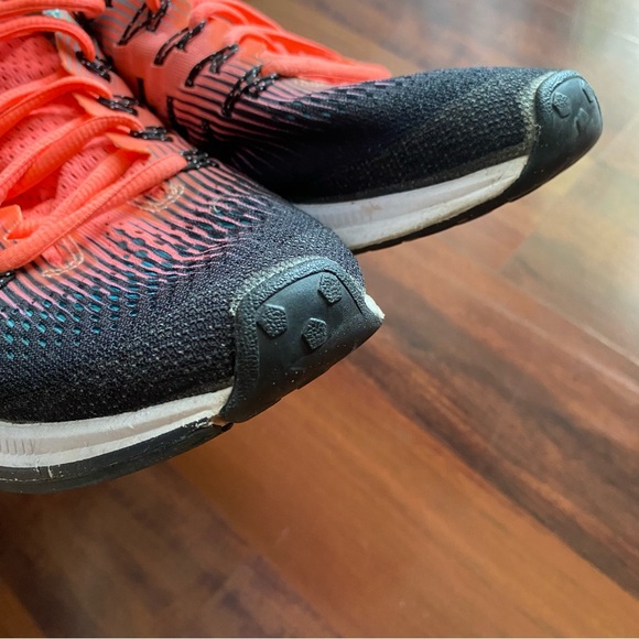 Nike Air Zoom Pegasus 33 Running Shoe - Women's 9.5 - Picture 6 of 7